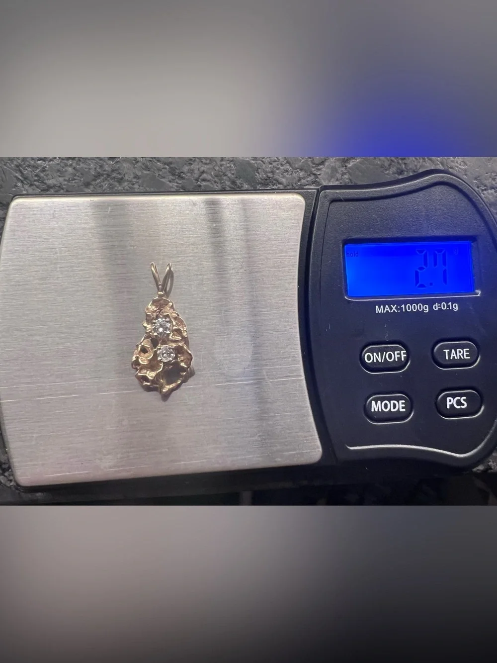 14K charm 2.7g diamond duo yellow gold Nugget pendant late 70s vintage authentic